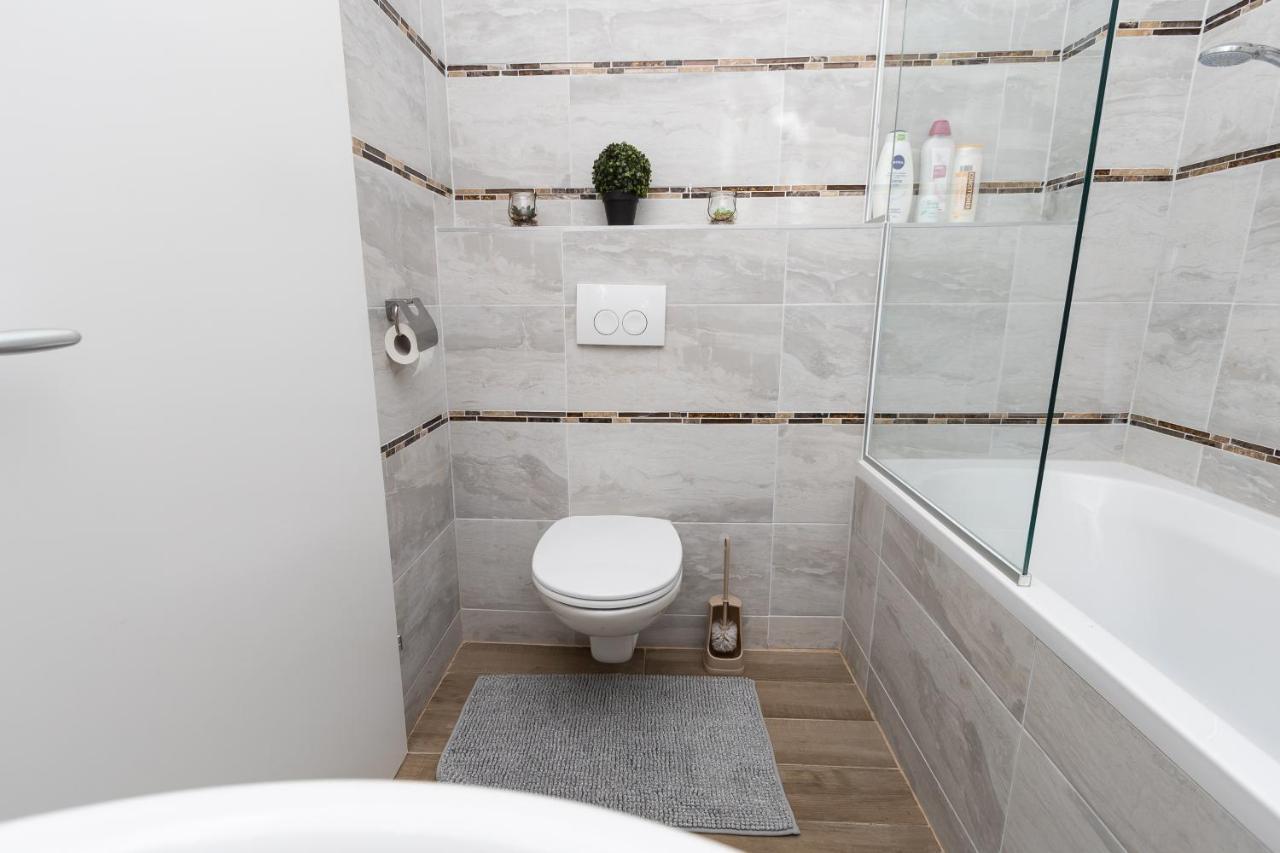 Comfortable Romantic 1 Bedroom Apartment Near Augarten 비엔나 외부 사진